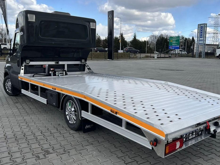 Iveco Daily  GOTOWY do odbioru Laweta, Kabina Sypialna,