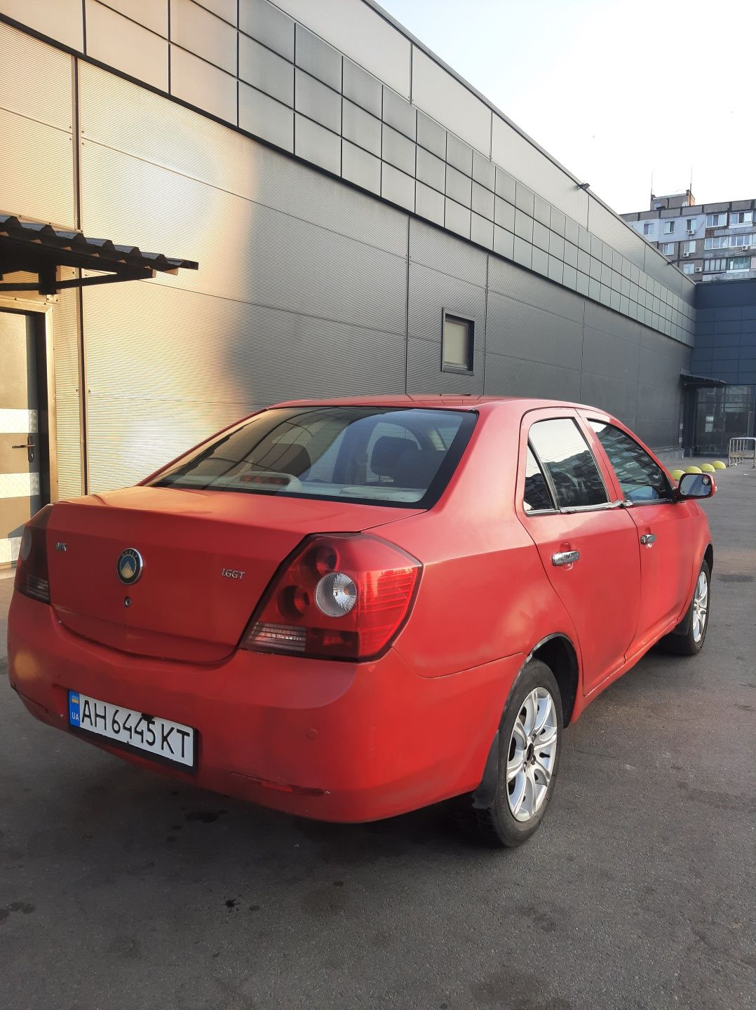 Продам GEELY MK 2008г.1.6 на газу