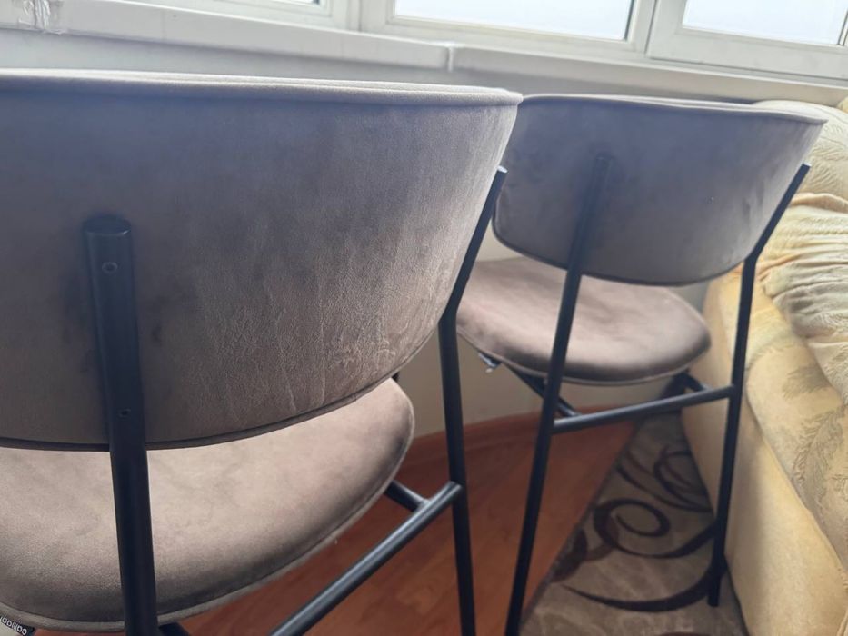 Велюровые итальянские стулья Calligaris fifties