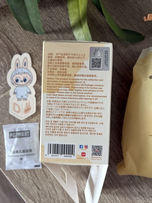 Black Friday‼️Оригінал Labubu - Pin for love брелок лабубу Pop Mart