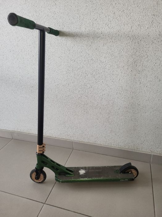 Трюковий самокат