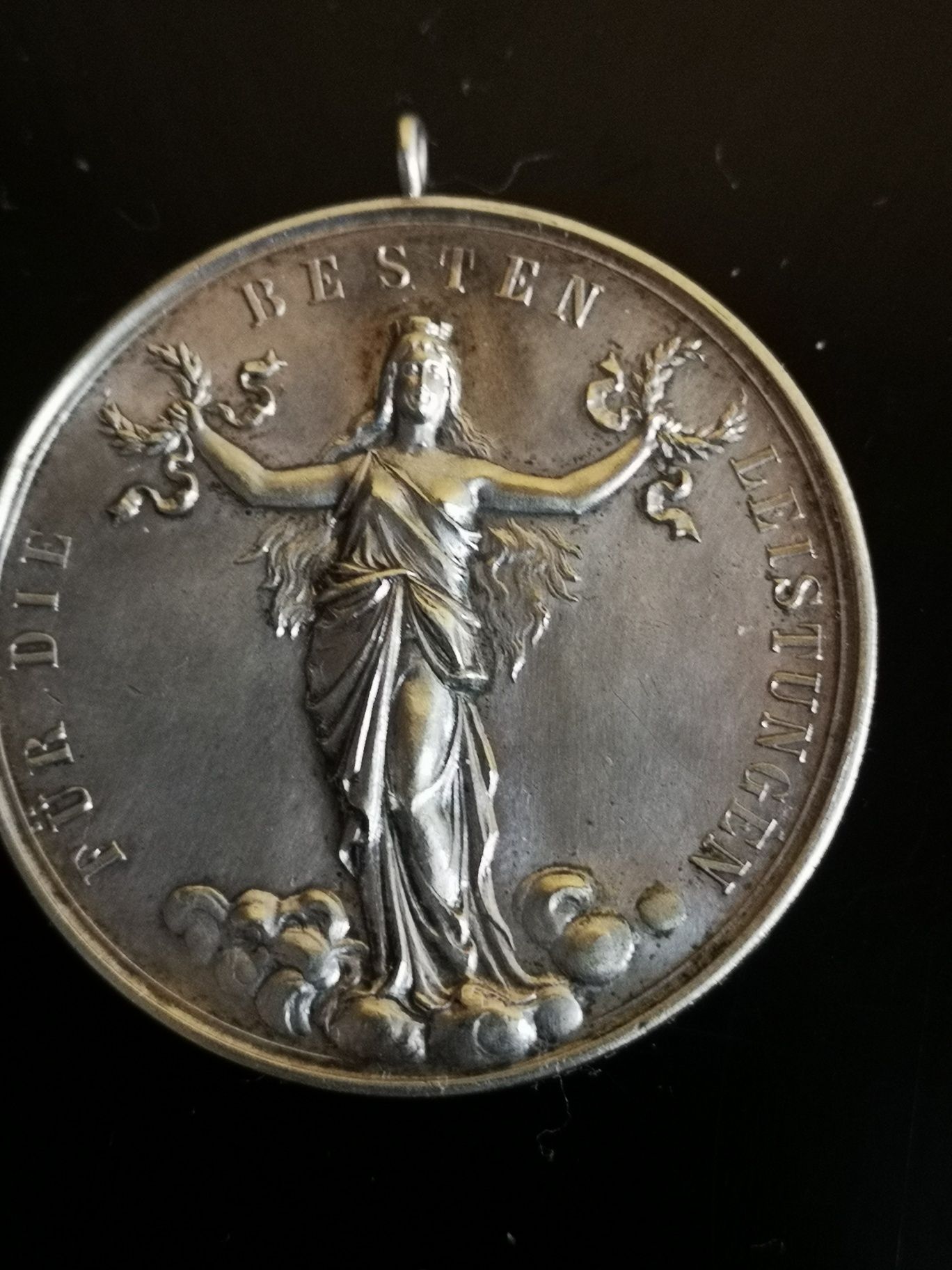 Stary srebrny medal