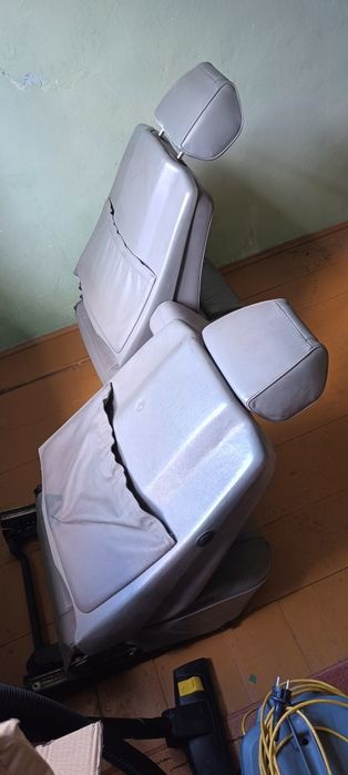 Fotele Mercedes C126 SEC