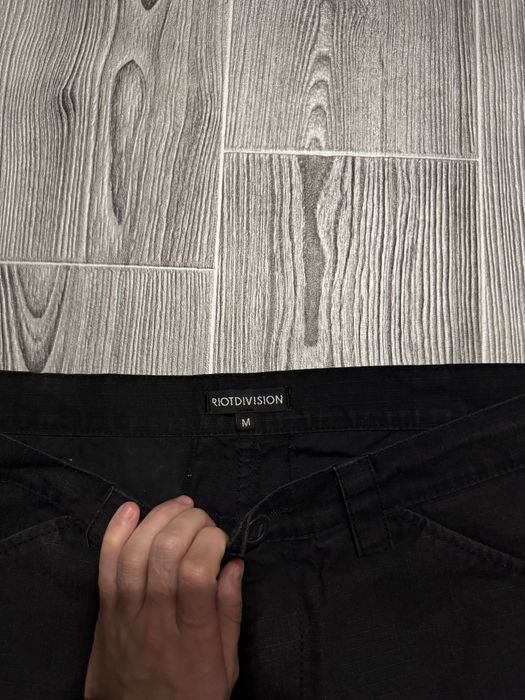 Шорти Riot division