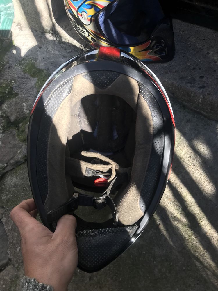 Capacete moto Airoh