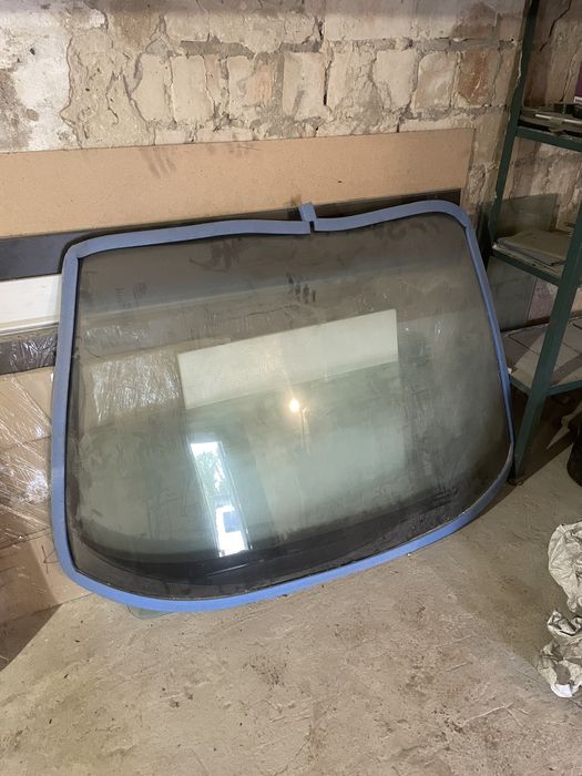 Лобовое стекло Opel Zafira