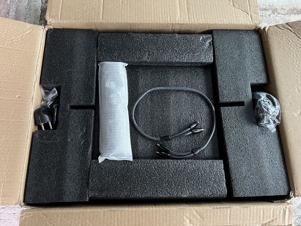 Сетевой плеер стример Cambridge Audio CXN v2 Network Lunar GreY