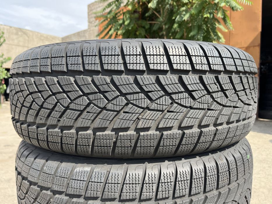 235/60 r18 Goodyear UltraGrip performance Gen1 24 год Germany