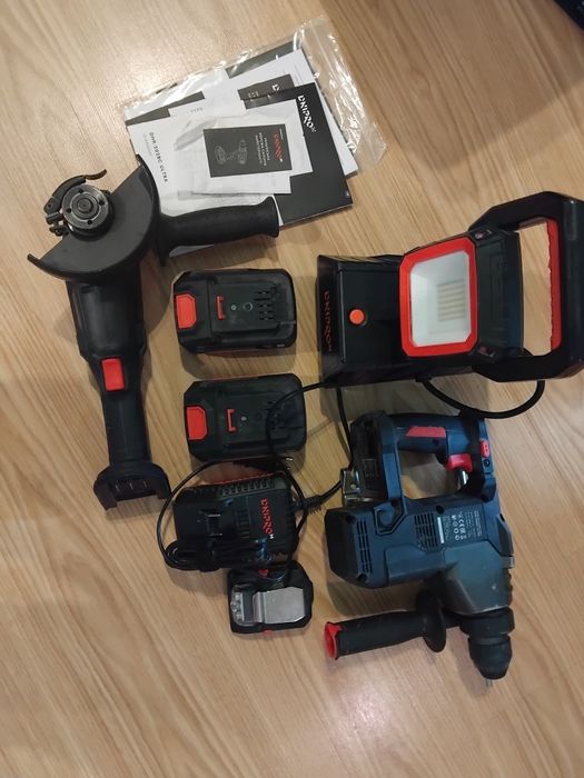 Перфоратор аккумуляторний  аккумулятори внструмент аккумуляторний