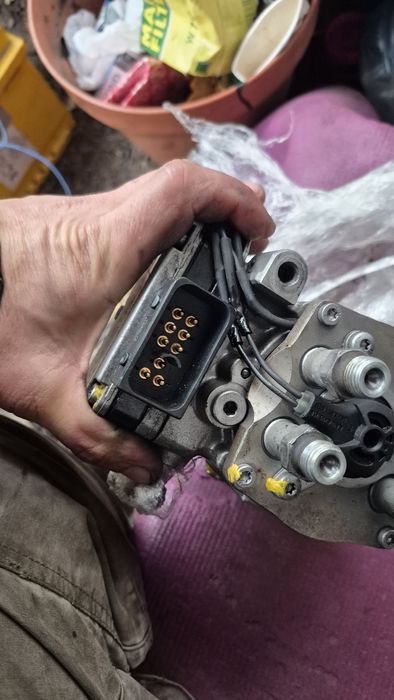 ТНВД топлевний палевний насос 0470504016 опель омега зафіра астра