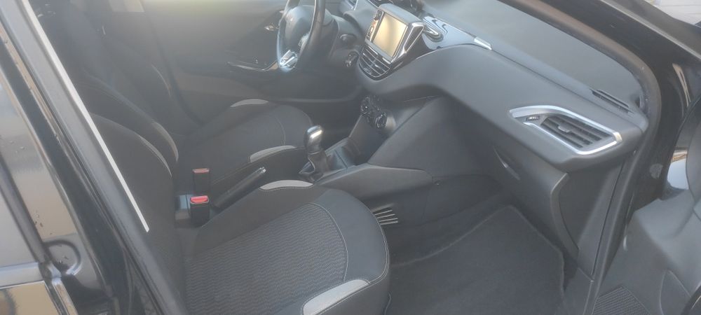 Peugeot 208 1.2 Vti Style