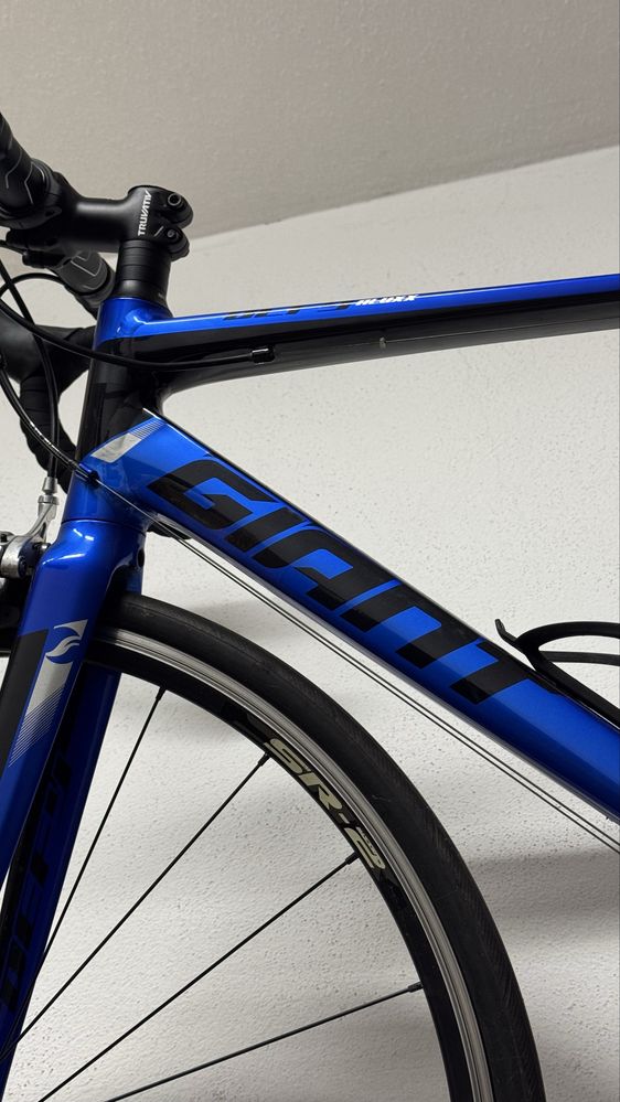 Bicicleta Giant Defy 2