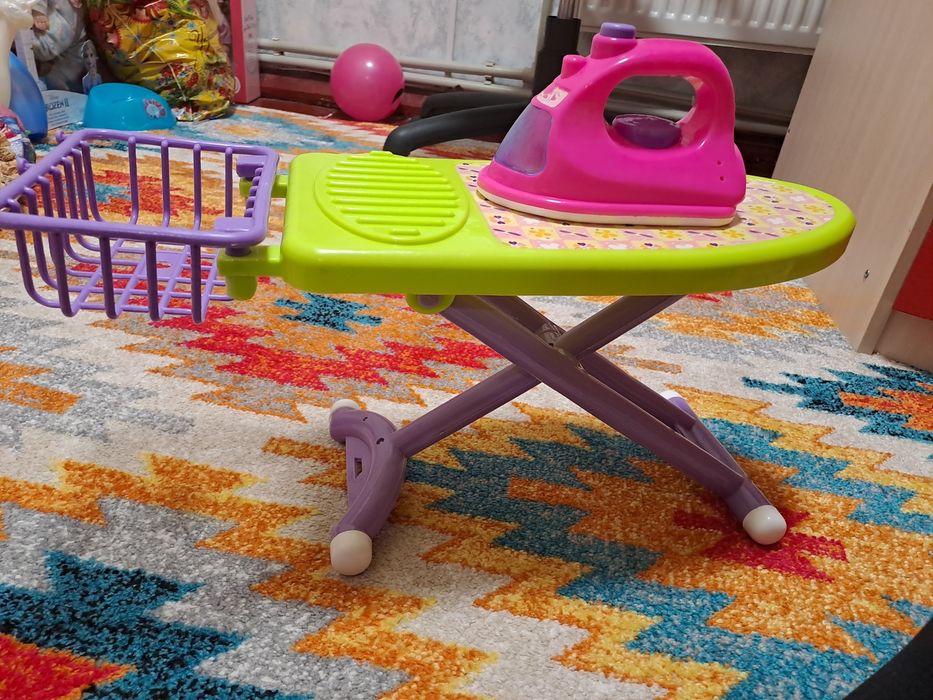 Набор для дівчинки лікар та гдадилка утюг