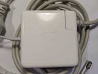 Зарядка на APPLE MACBOOK PRO A1260