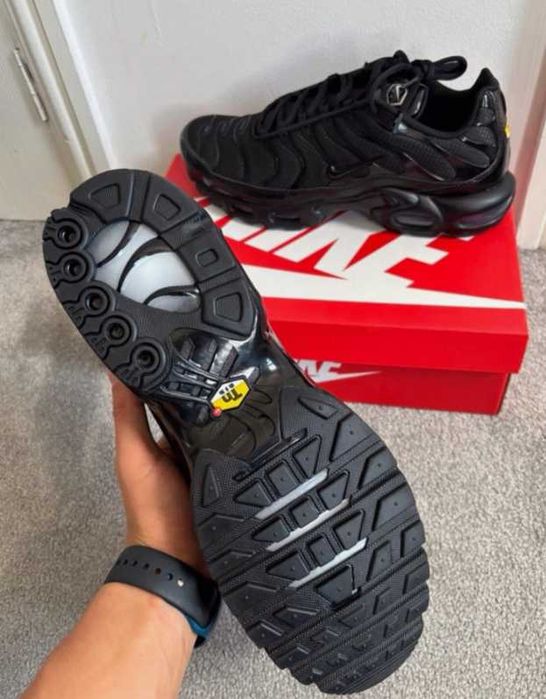 "Buty Trampki" Nike_Air_Max_TN_Plus_Black_R.42