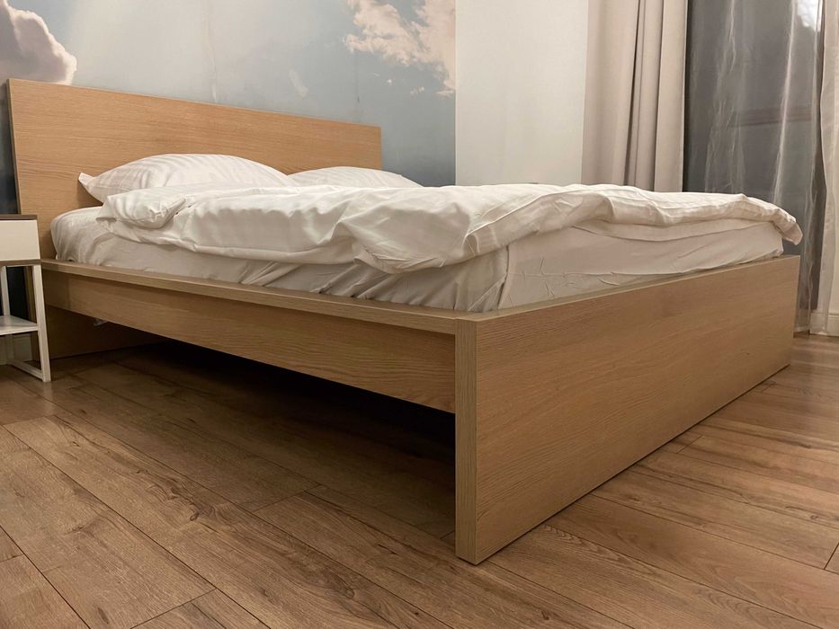 Łóżko Ikea 160x200 kompletne z materacem sprężynowym kieszonkowym