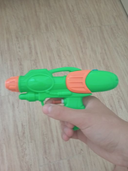 Водяной пистолет