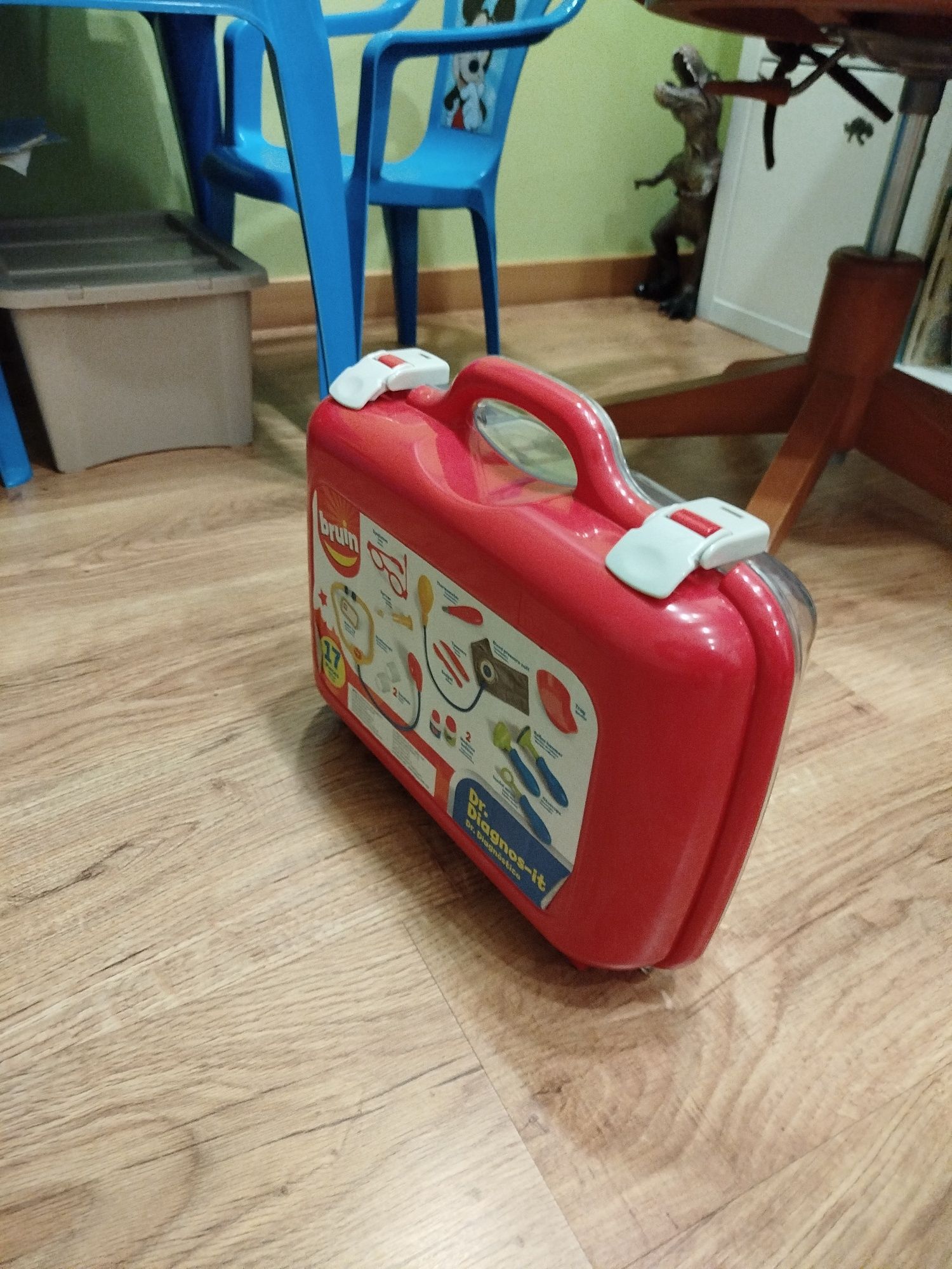 Brinquedos - Pizzaria e Mala do Doutor