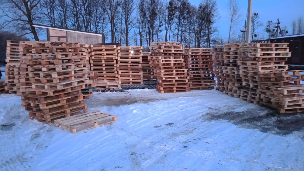 Піддони дерев'яні  б/в з доставкою Бобринець
