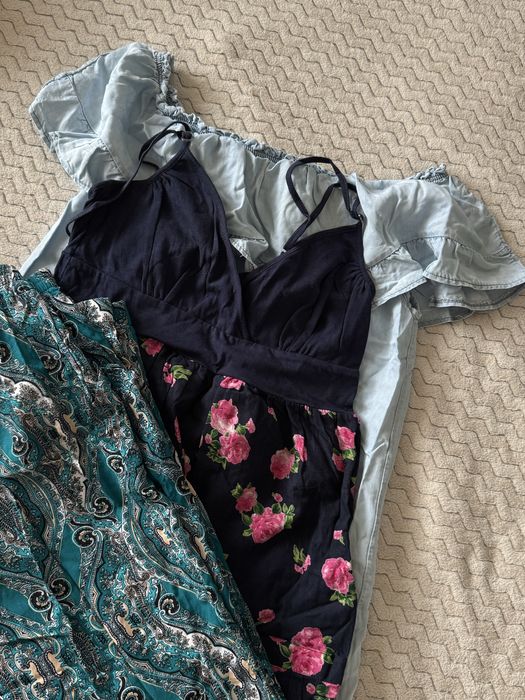 Безкоштовно бавовняні дві сукні і штани розміру С