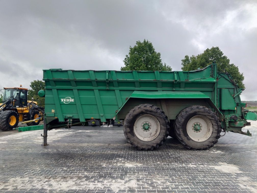 Rozrzutnik obornika TEBBE MS 240 tandem talerze