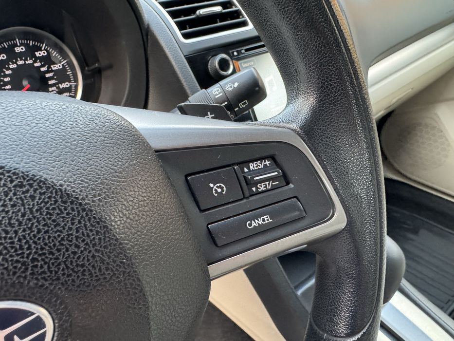 Subaru Crosstrek XV 2.0 4X4 AT бензин автомат 4WD CVT кросовер джип