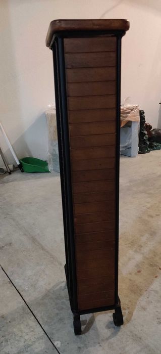 Móvel para dvds para sala ou escritório