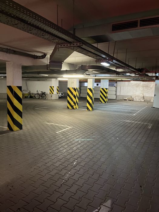 Miejsce postojowe w hali garażowej Okulickiego 4 Gniezno