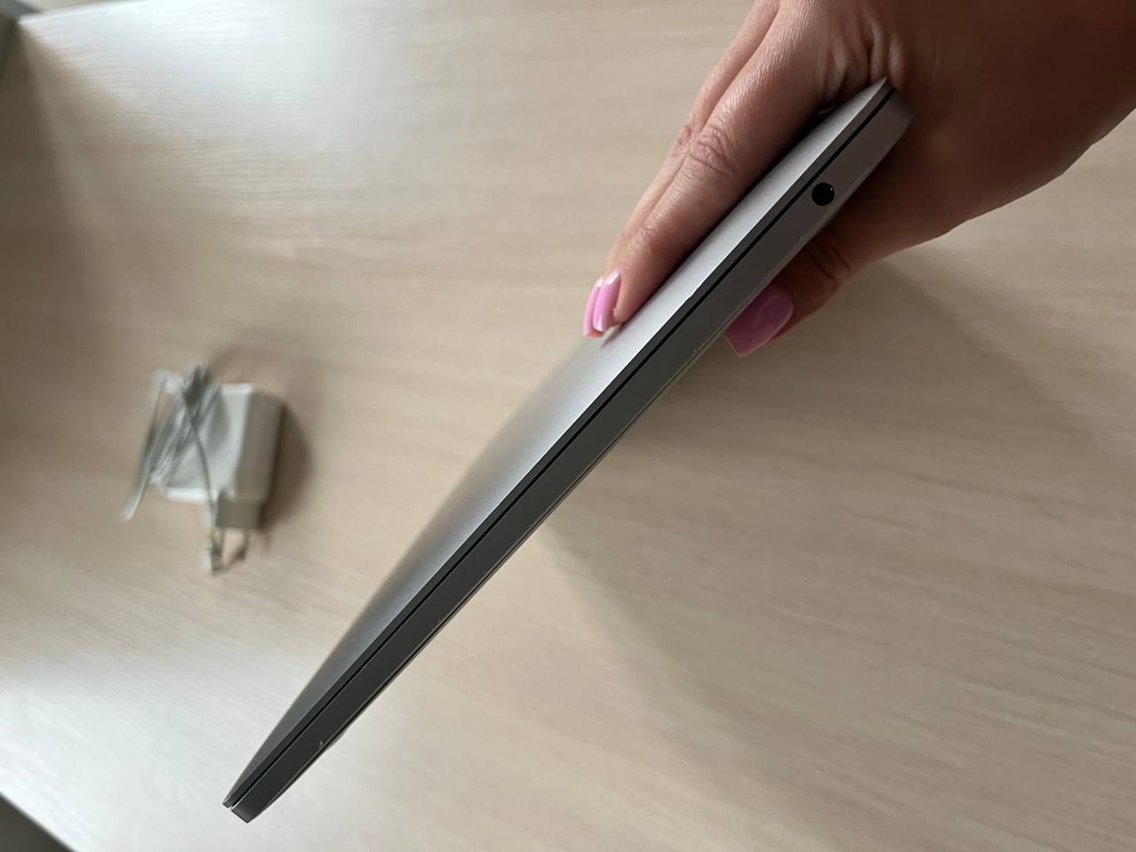 MacBook Pro 13  2017 | i5 2-ядра 2.3 GHz | 8gb Ram | SSD250Gb A1708