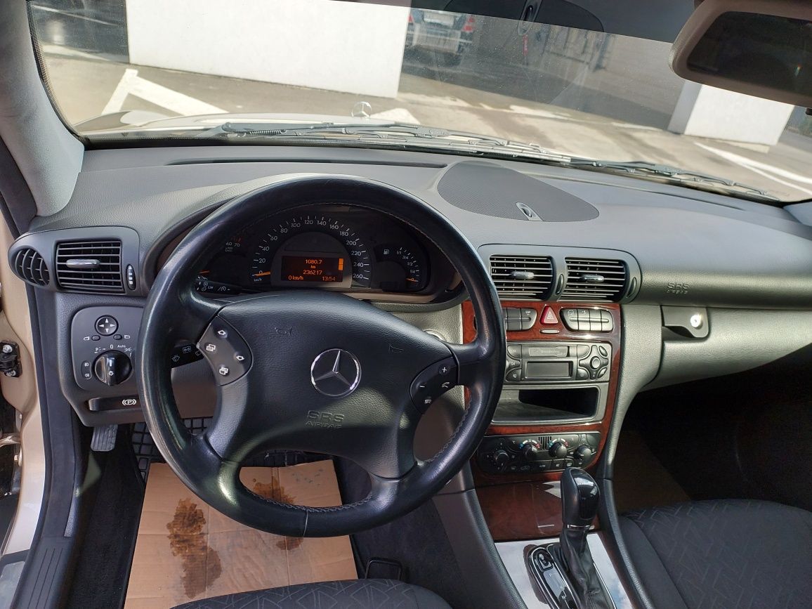 Продам Mercedes-Benz C200 w203 кузов