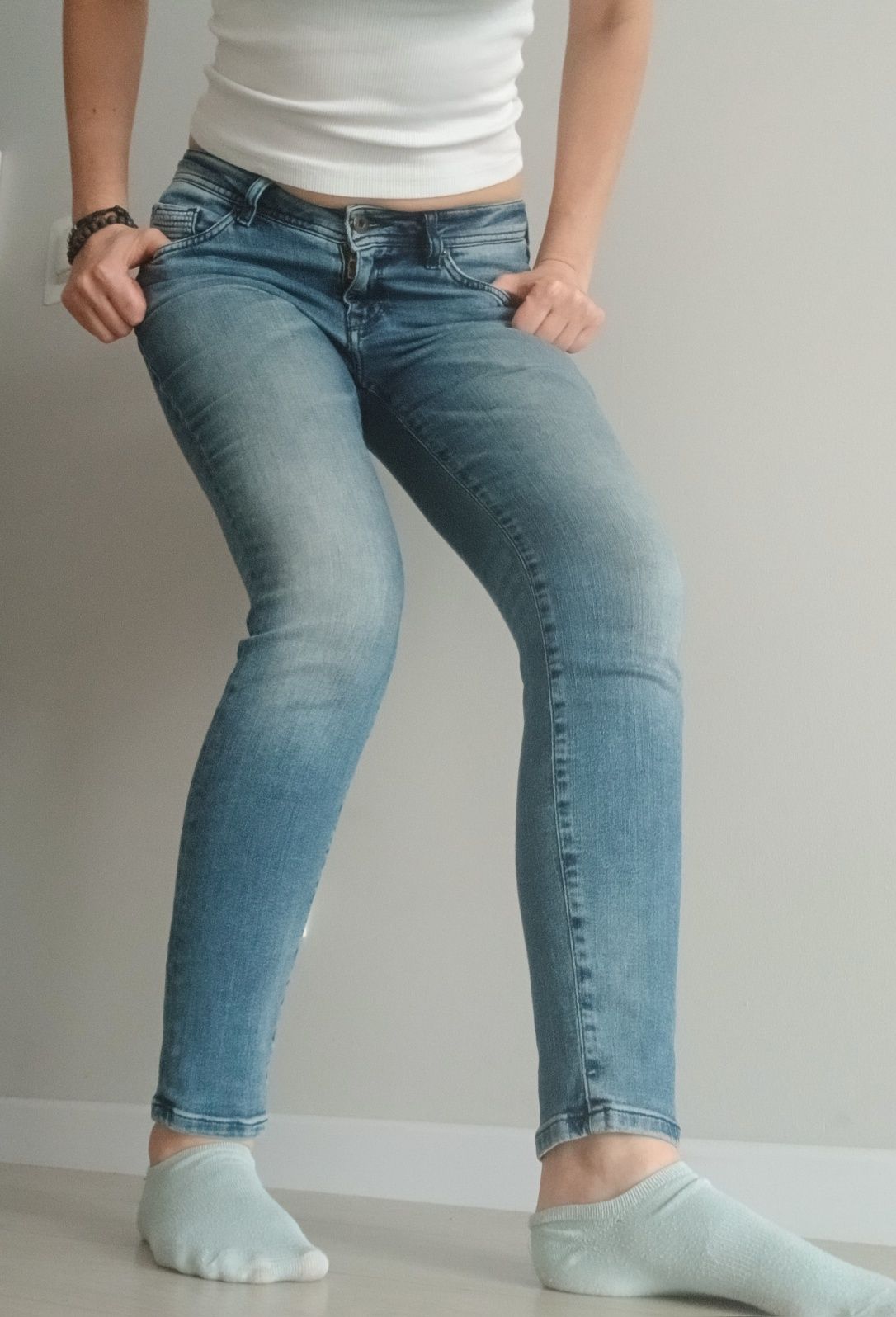 Mustang 36 38 spodnie jeansowe jeansy 28 30 granatowe niebieskie