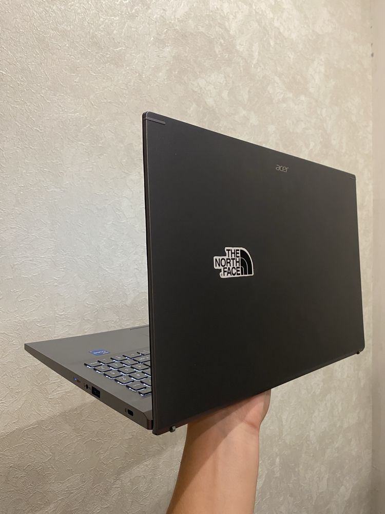 Acer Aspire 5 Intel і7-12650H/ IPS/ RAM 32/ 512 SSD гарний стан