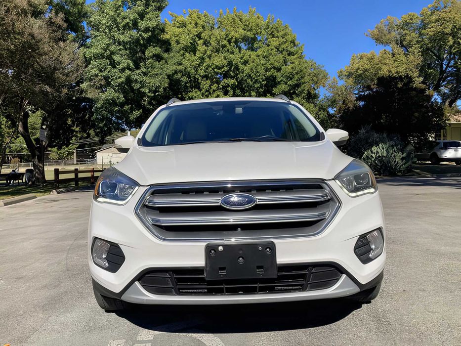 Ford Escape Titanium      2017