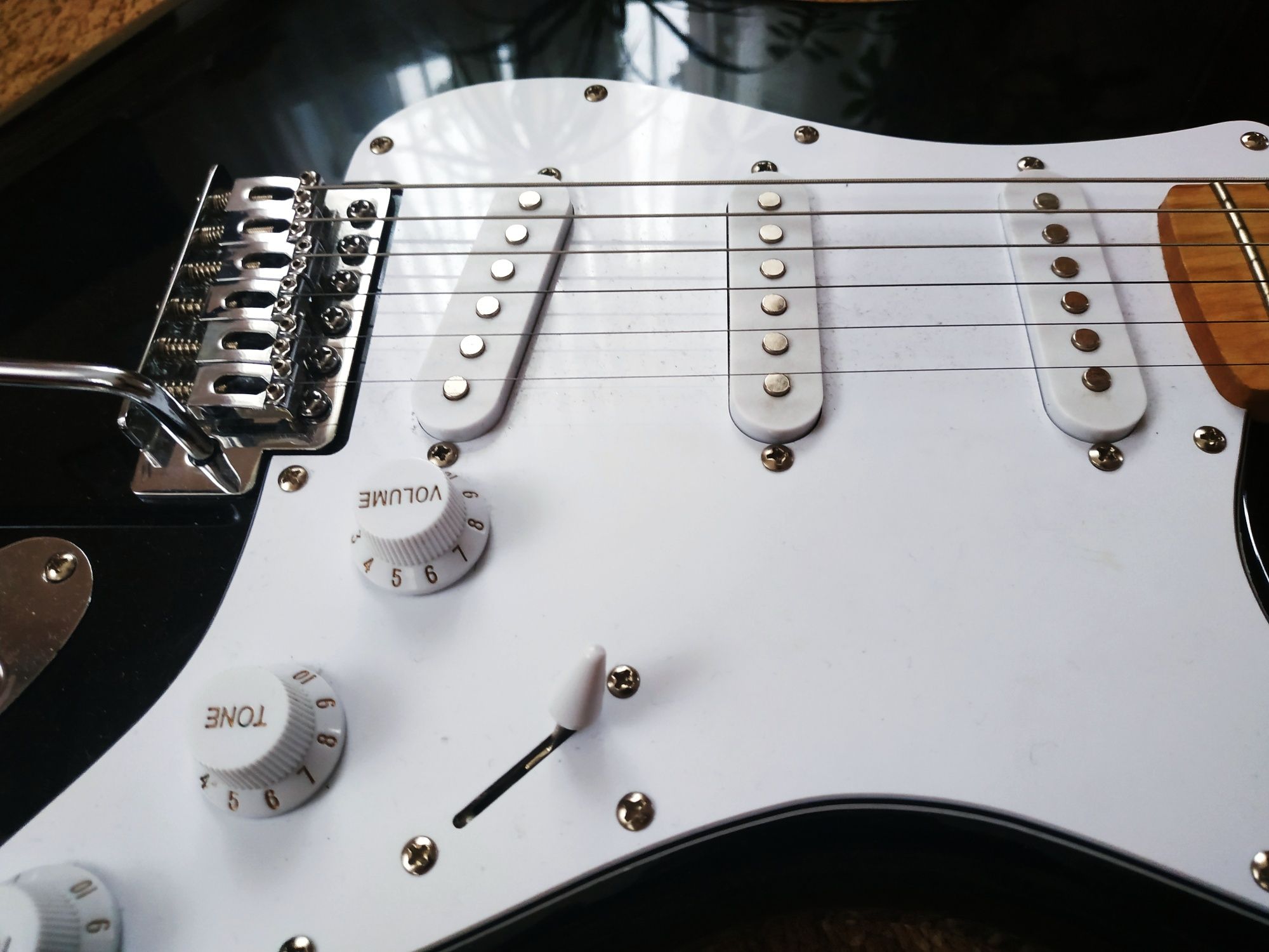 Squier by Fender Affinity Stratocaster Електрогітара