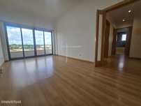 Apartamento T2, com parqueamento, arrecadação e terraço - Quinta do...