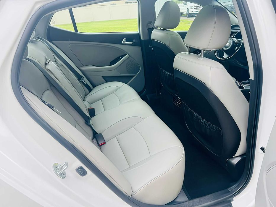 Kia Optima      2015