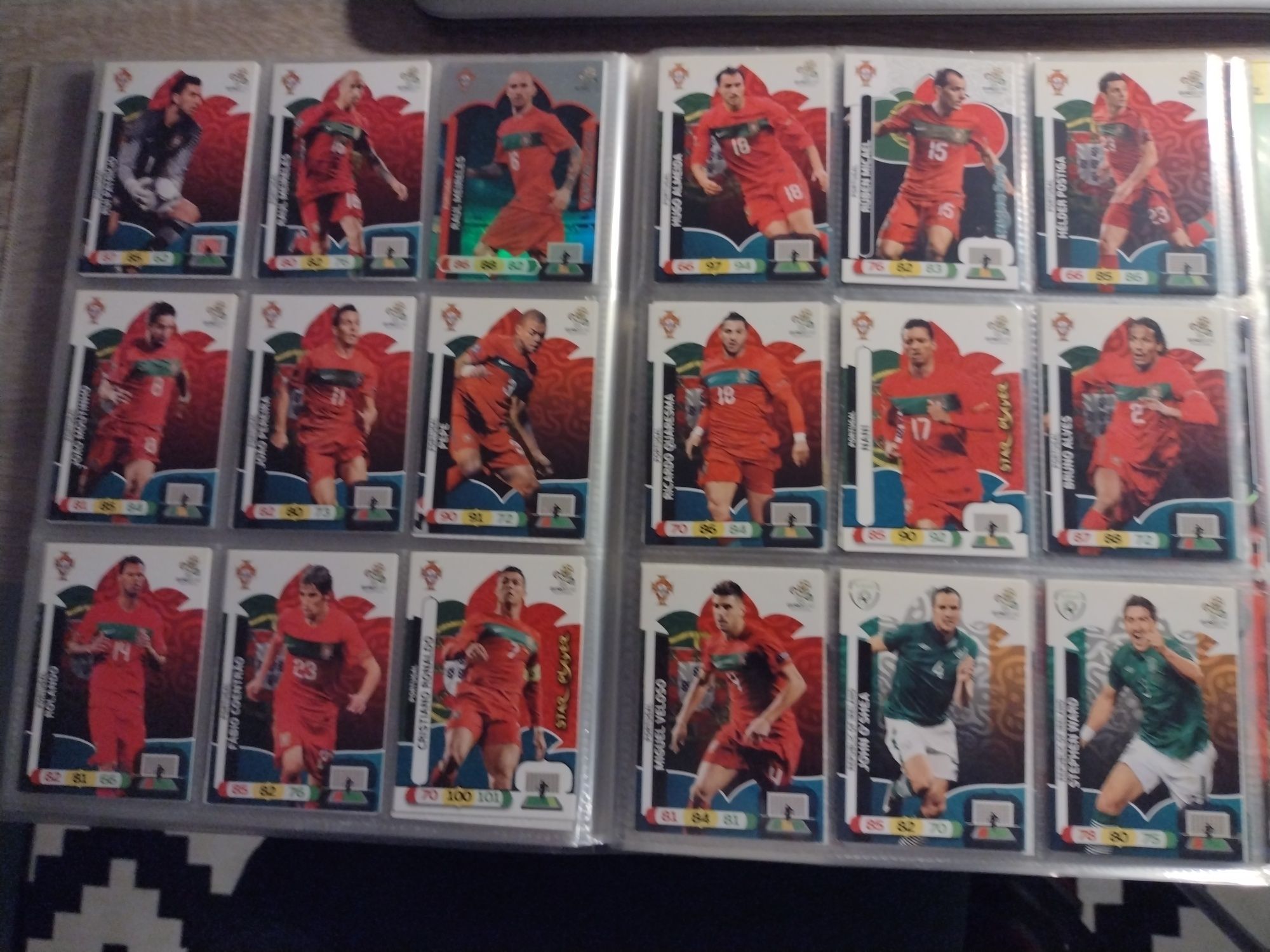 Karty Panini Euro 2012 Poland - Ukraine 135 sztuk + Plakaty Gratis !