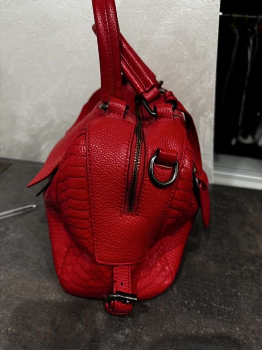 Сумка шкіряна жіноча червона