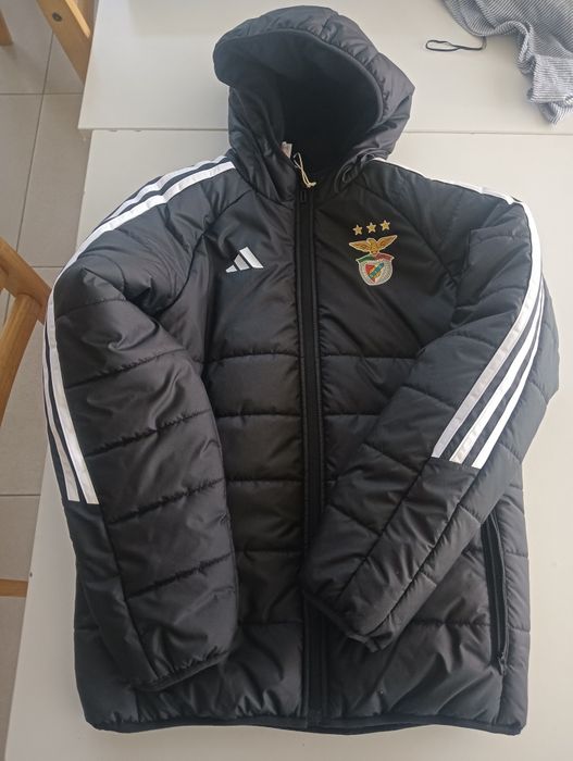 Kispo oficial da Adidas