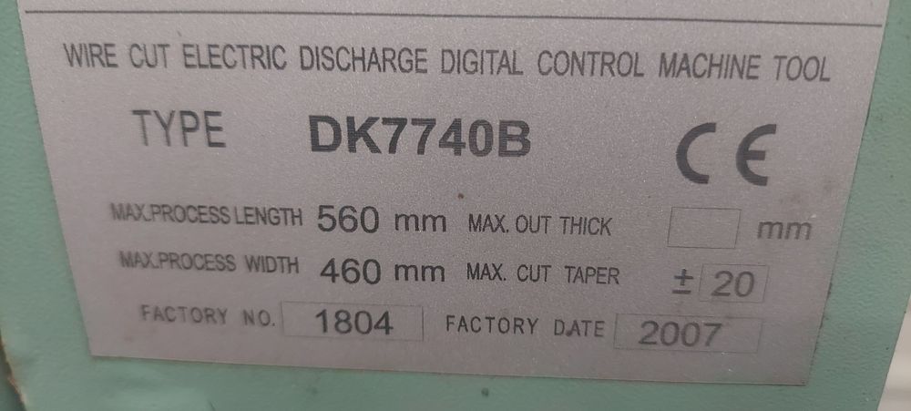 Elektrodrążarka drutowa DK7740B