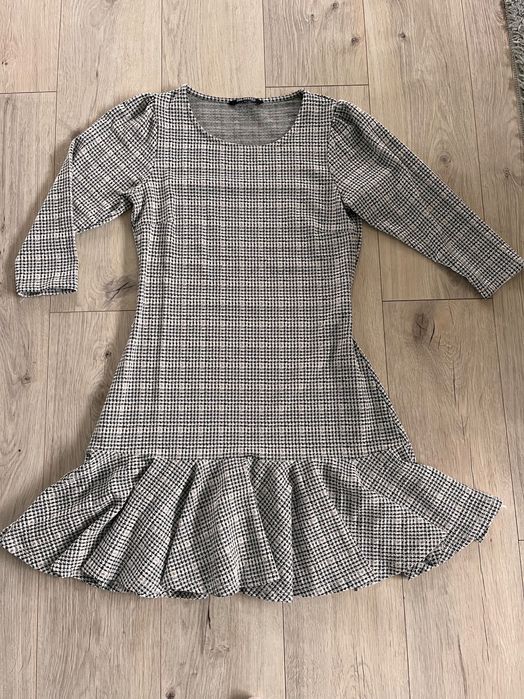 Sukienka rozm. 38 top secret