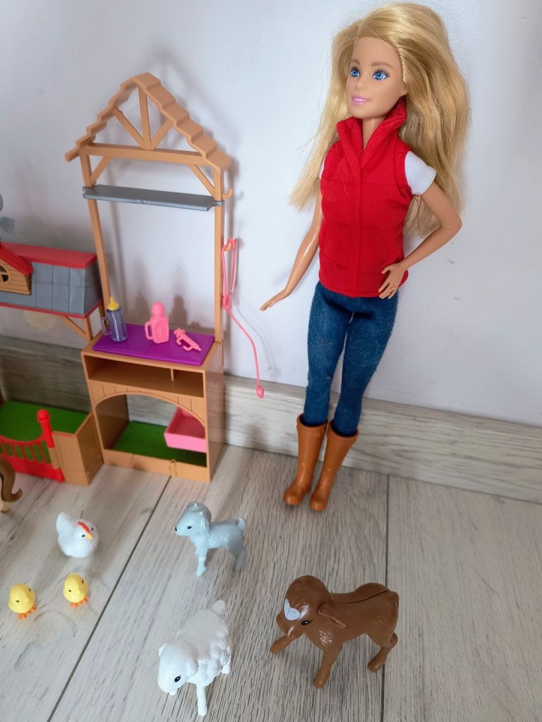 Zestaw lalka Barbie Weterynarz na farmie lecznica dla zwierząt