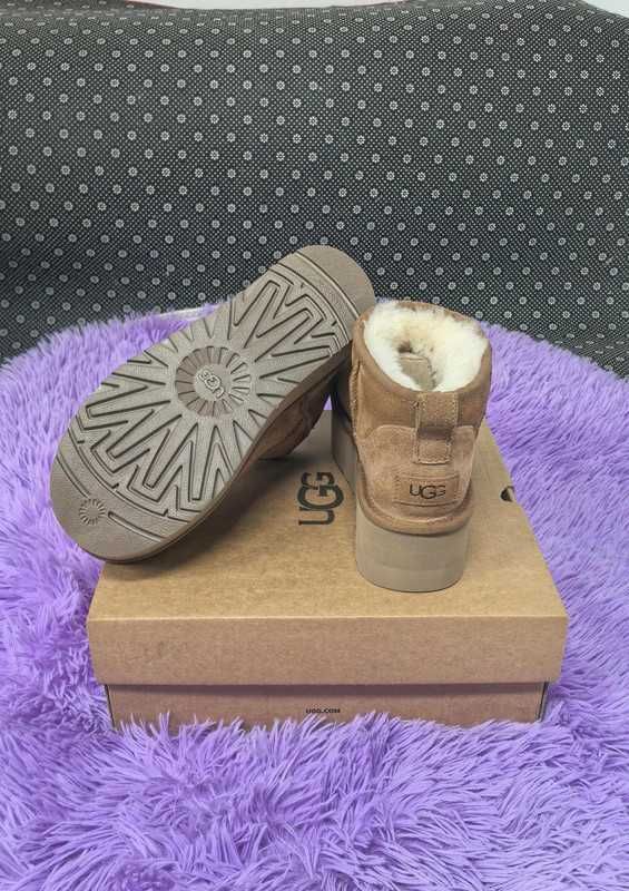 UGG Classic Ultra Mini Platform Boot
Chestnut (Women's) EU 40