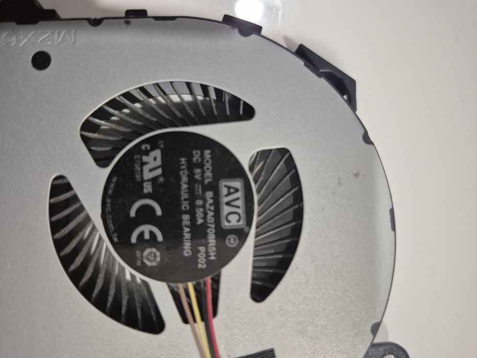Wentylator do laptopów Lenovo Ideapad 320