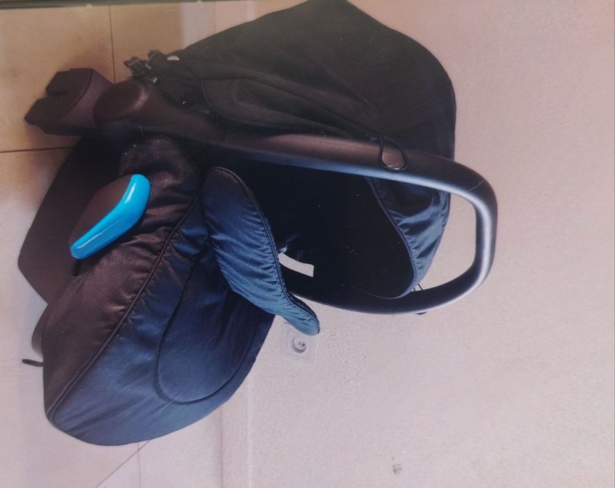 Fotelik nosidło Adamex z baza ISOFIX jak nowe