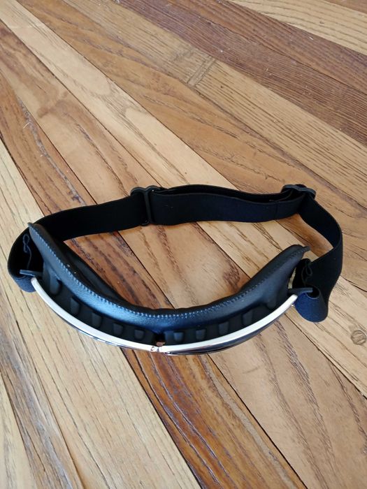 Gogle na narty lustrzane  i  nie tylko lekkie nowe