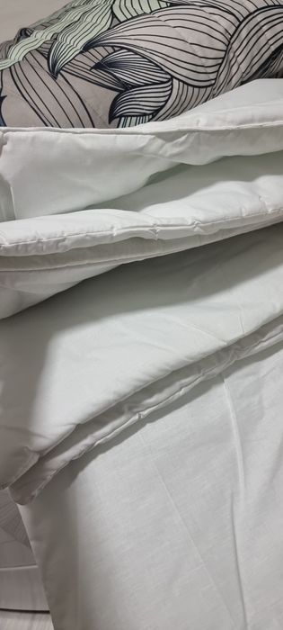 Борти на ліжко, білі в зірочки 7 шт. ( ціна за всі)