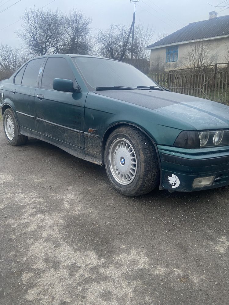 Продам свою бмв е36 в ідеалі