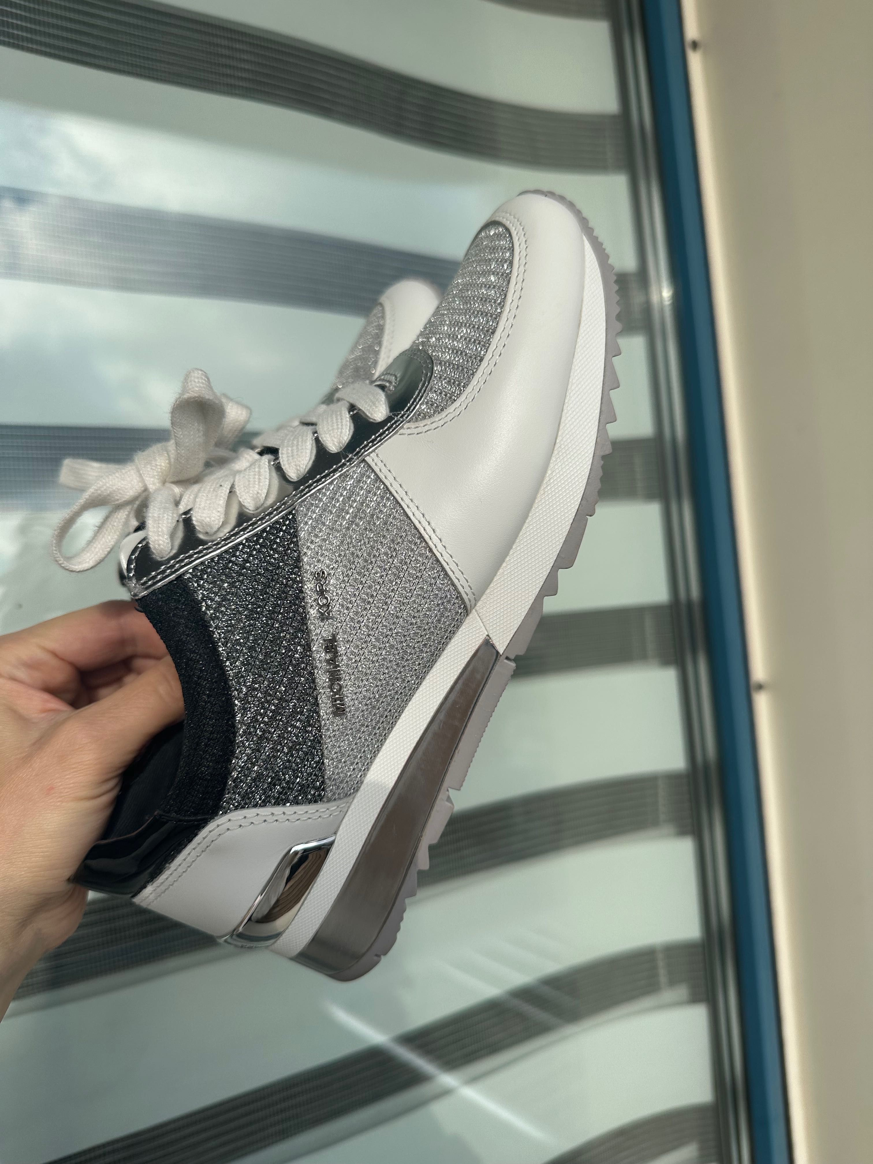 Michael Kors Allie кросівки снікерси білі нарядні 6,5 розмір