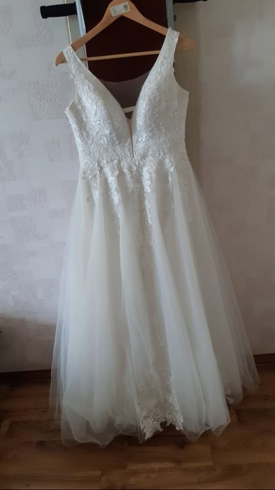 Весільна сукня для свята